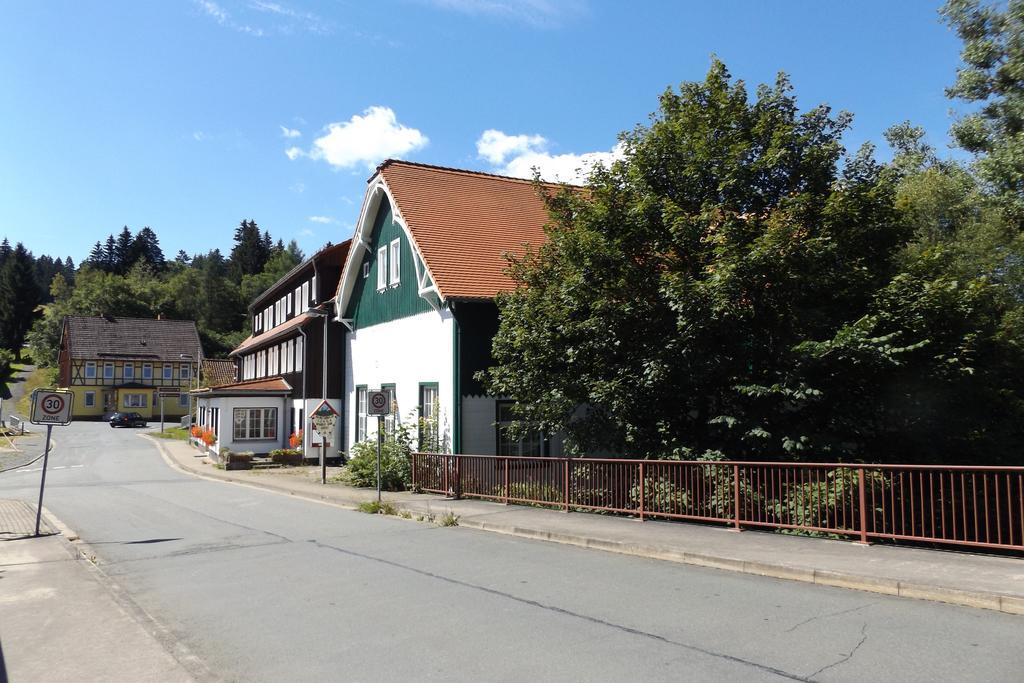 Ostalgie Ferienheim Sorgenfrei Exterior photo